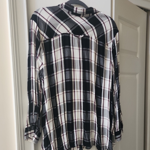 Philosophy Black and White Plaid Shirt - Picture 3 of 4